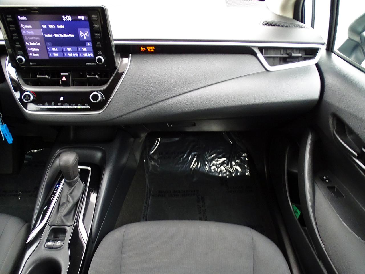 Toyota Corolla LE CVT (Natl) 2022