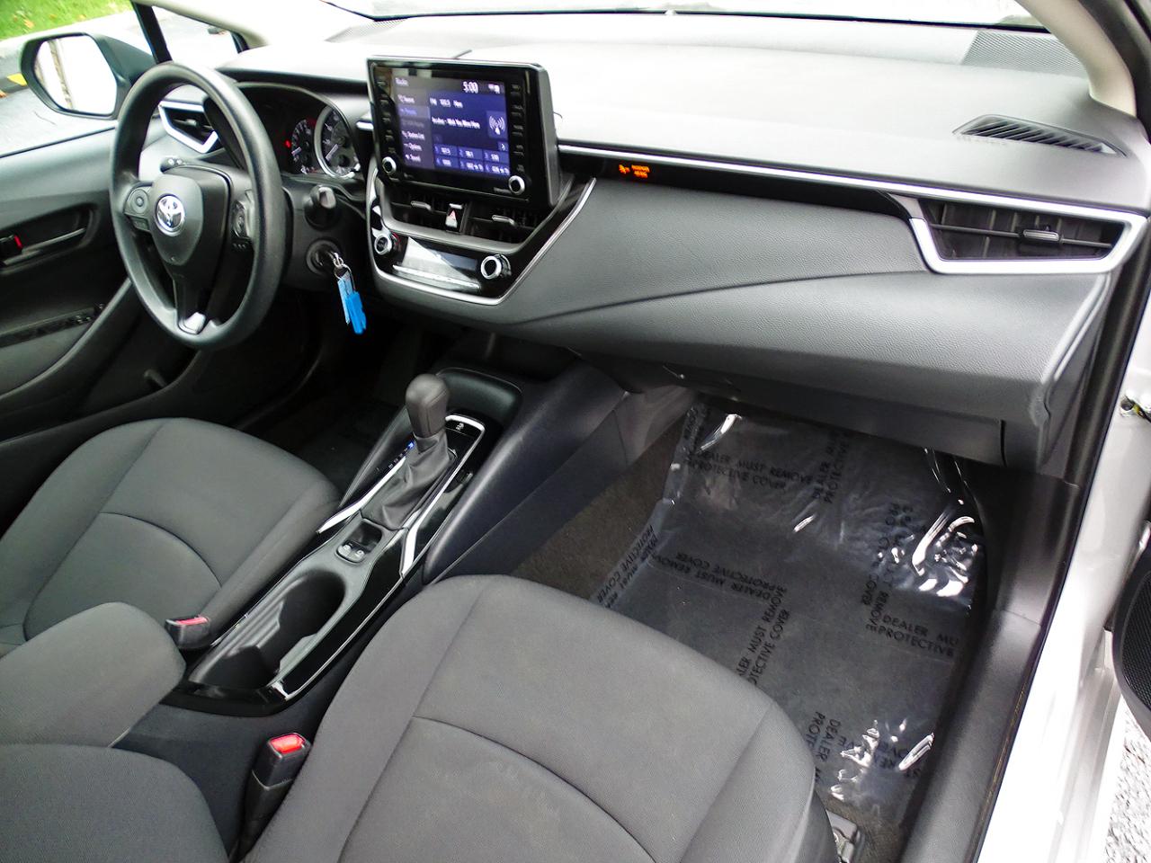 Toyota Corolla LE CVT (Natl) 2022