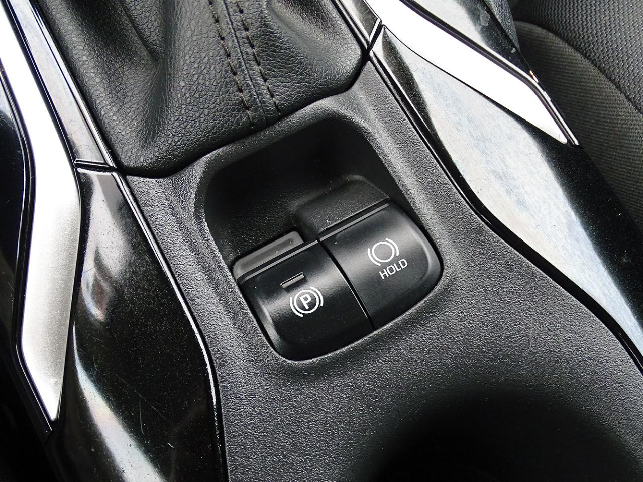 Toyota Corolla LE CVT (Natl) 2022