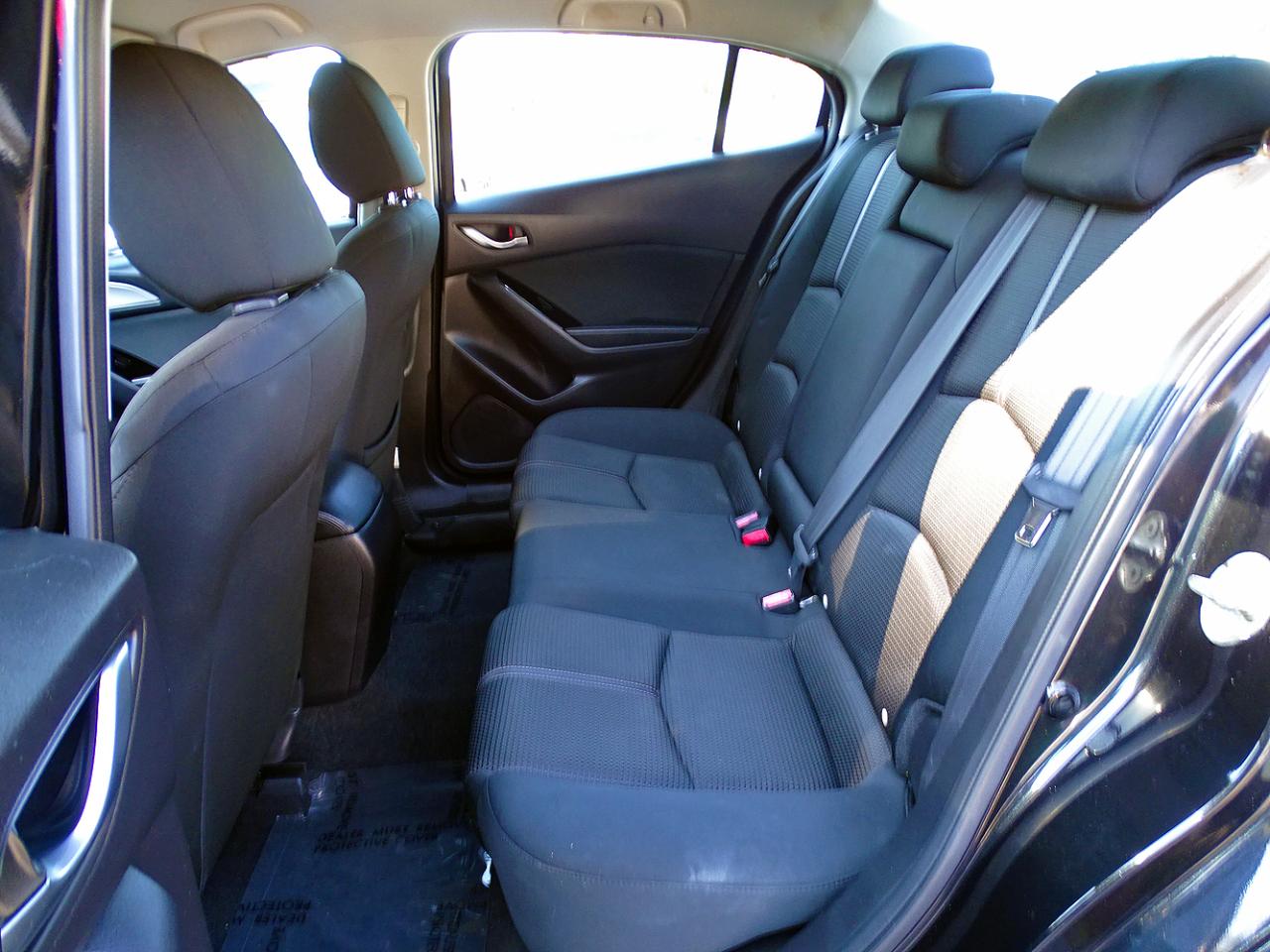 Mazda Mazda3 4-Door Sport Auto 2018