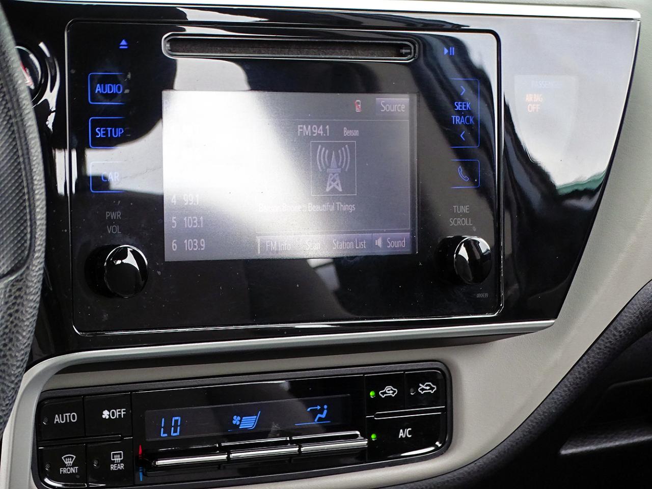 Toyota Corolla LE 2019