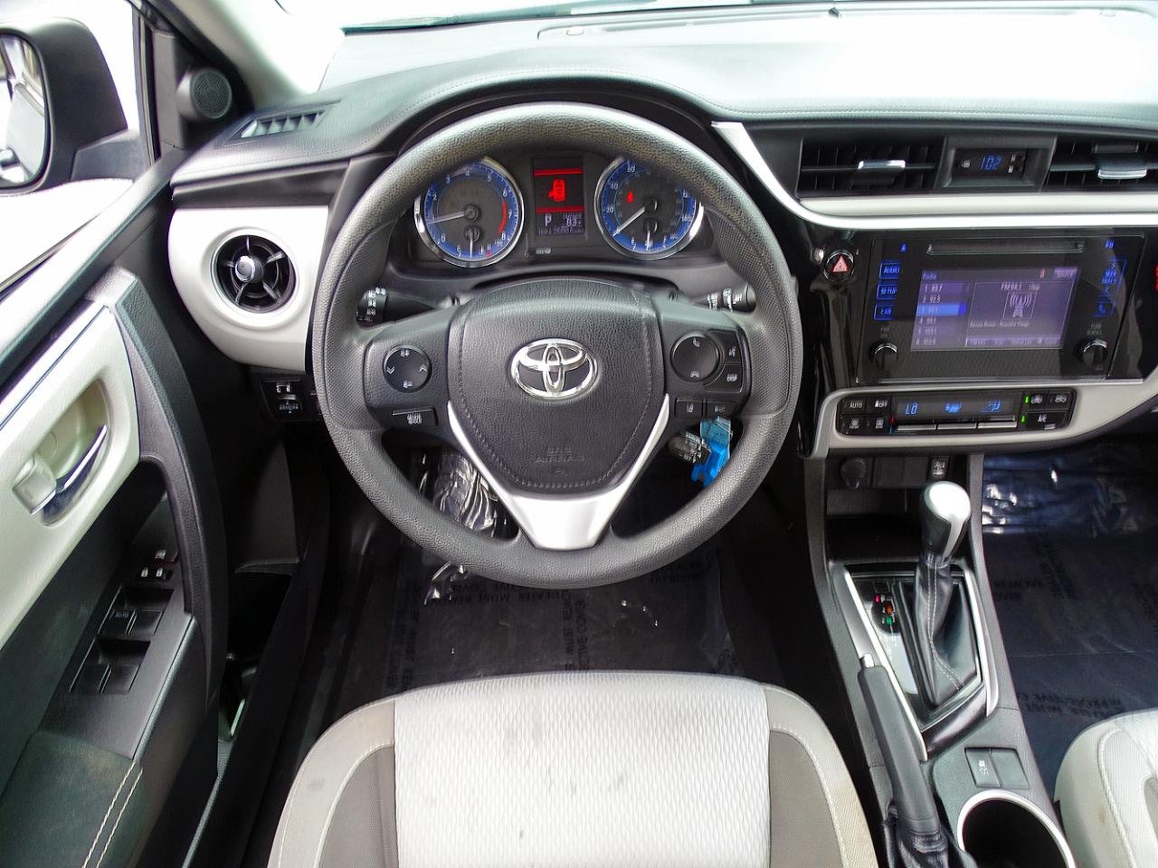 Toyota Corolla LE 2019