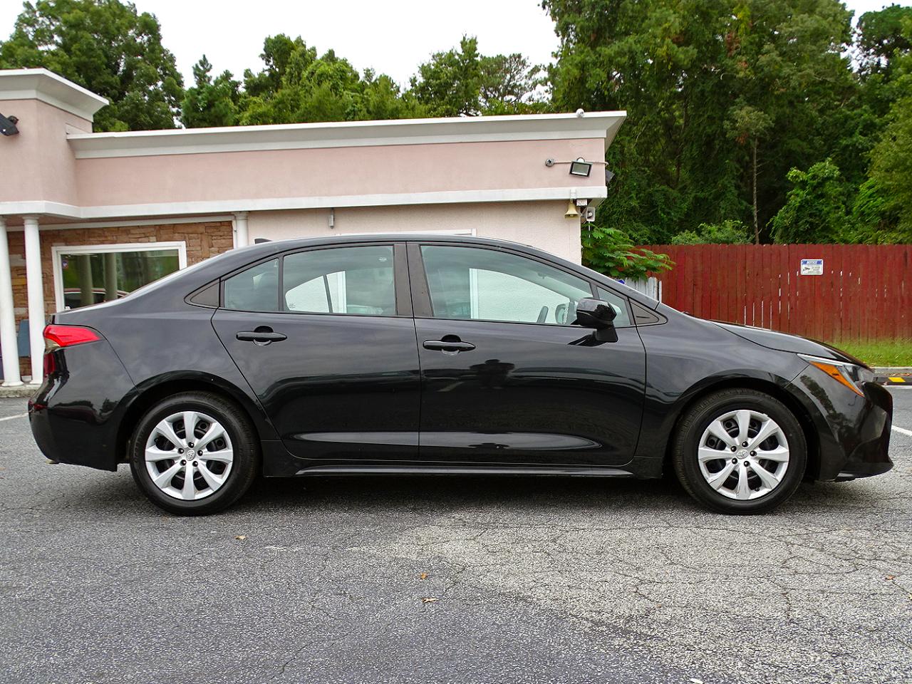 Toyota Corolla LE CVT (Natl) 2022