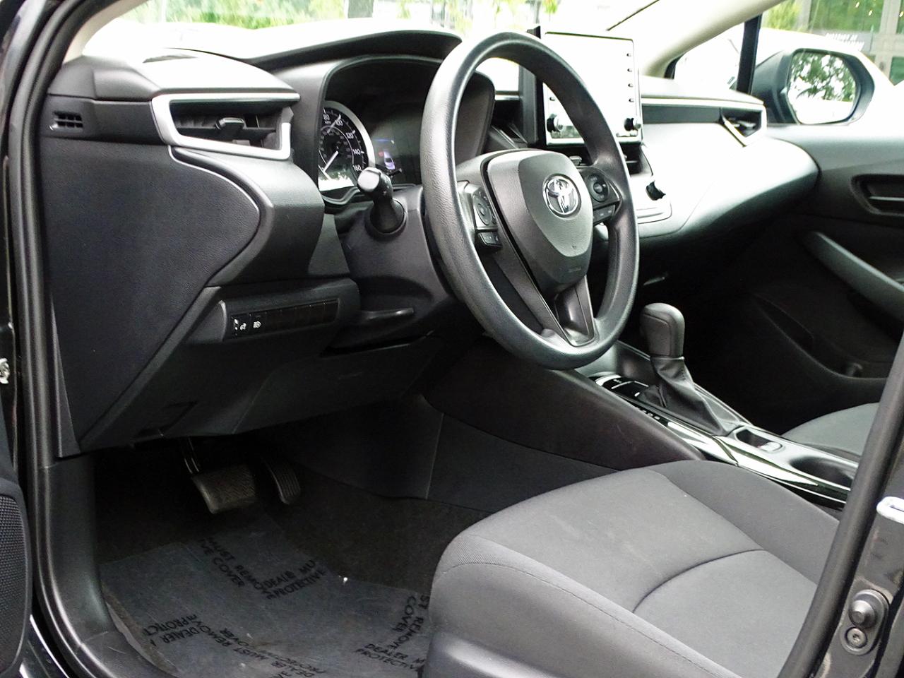 Toyota Corolla LE CVT (Natl) 2022