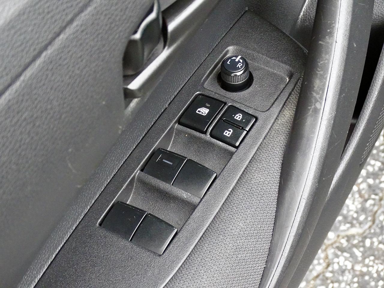 Toyota Corolla LE CVT (Natl) 2022