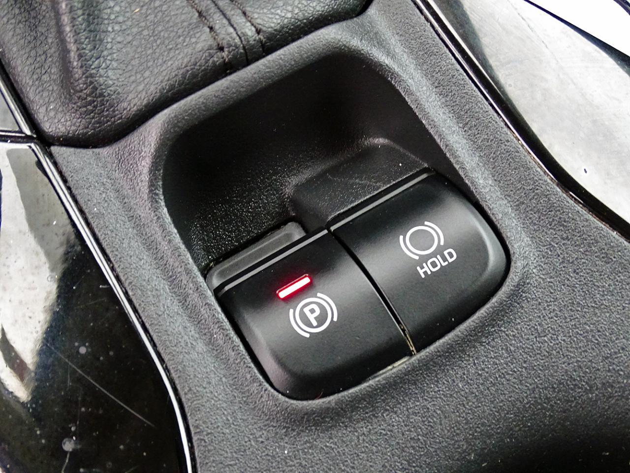 Toyota Corolla LE CVT (Natl) 2022