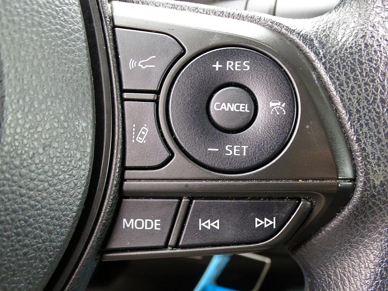 Toyota Corolla LE CVT (Natl) 2022