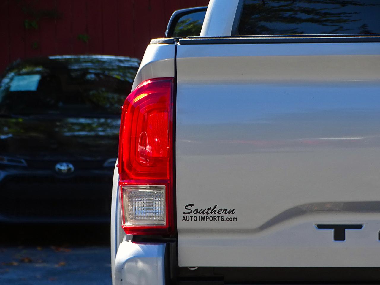 Toyota Tacoma TRD Sport Dbl Cab 4WD V6 at 2017