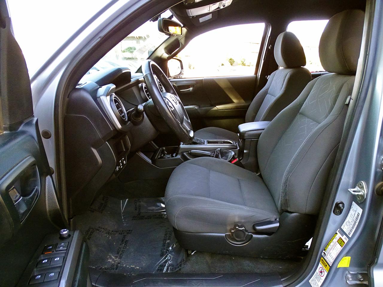 Toyota Tacoma TRD Sport Dbl Cab 4WD V6 at 2017