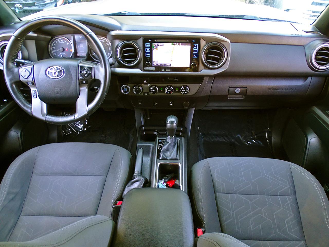 Toyota Tacoma TRD Sport Dbl Cab 4WD V6 at 2017
