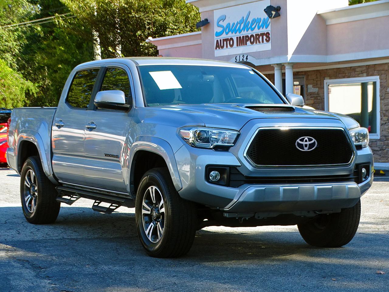 Toyota Tacoma TRD Sport Dbl Cab 4WD V6 at 2017