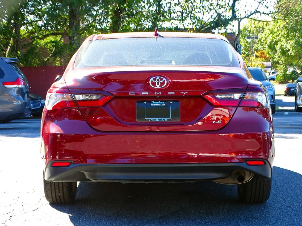 Toyota Camry LE Auto (Natl) 2021