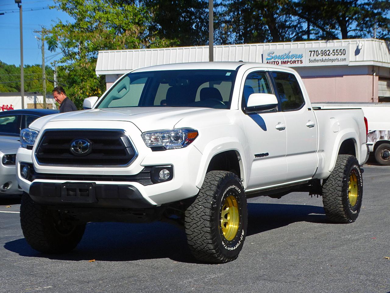 Toyota Tacoma 4WD SR5 Double Cab 6' Bed V6 AT (Natl) 2023
