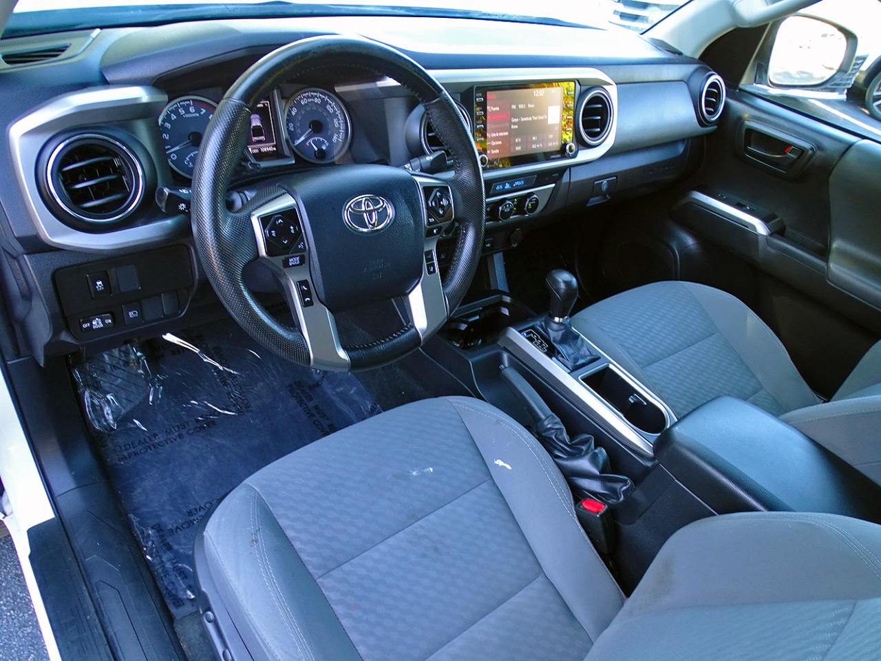 Toyota Tacoma 4WD SR5 Double Cab 6' Bed V6 AT (Natl) 2023