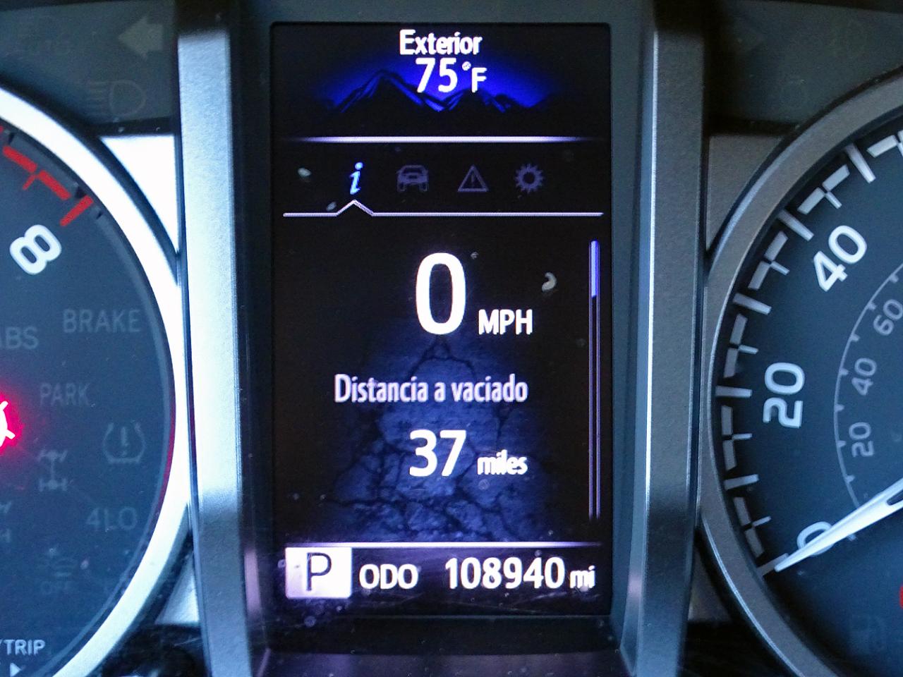 Toyota Tacoma 4WD SR5 Double Cab 6' Bed V6 AT (Natl) 2023