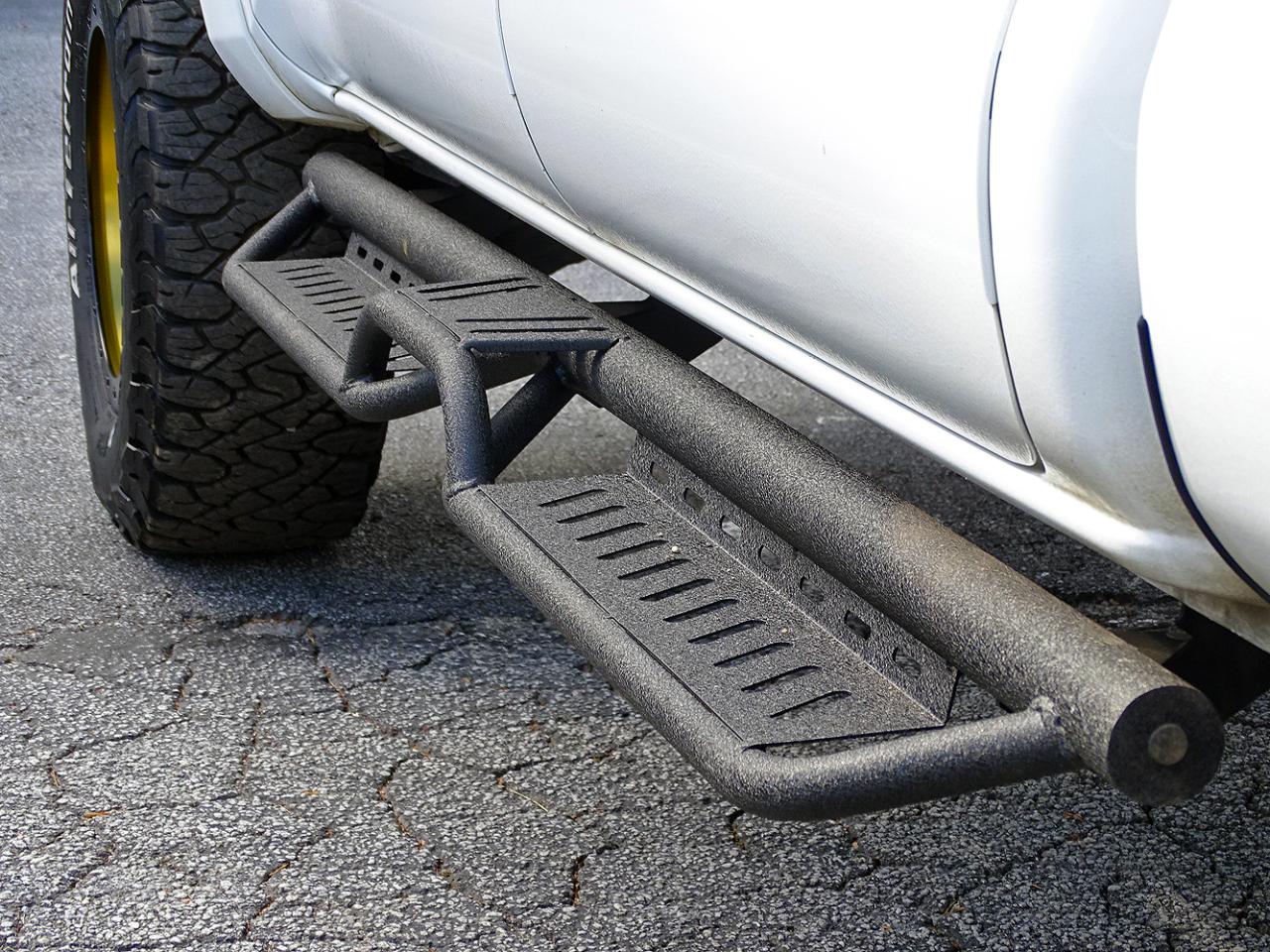 Toyota Tacoma photo 15