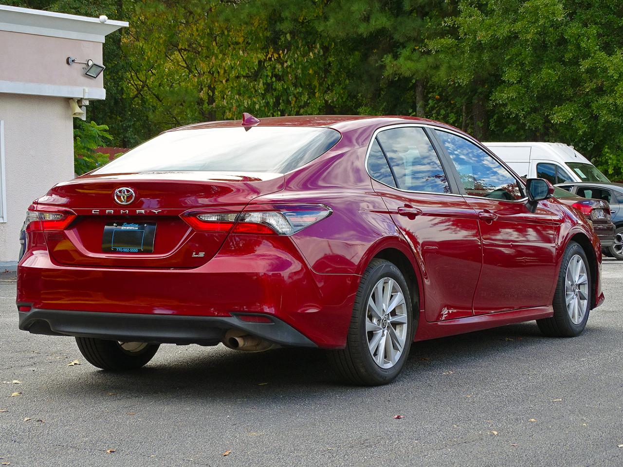 Toyota Camry photo 10