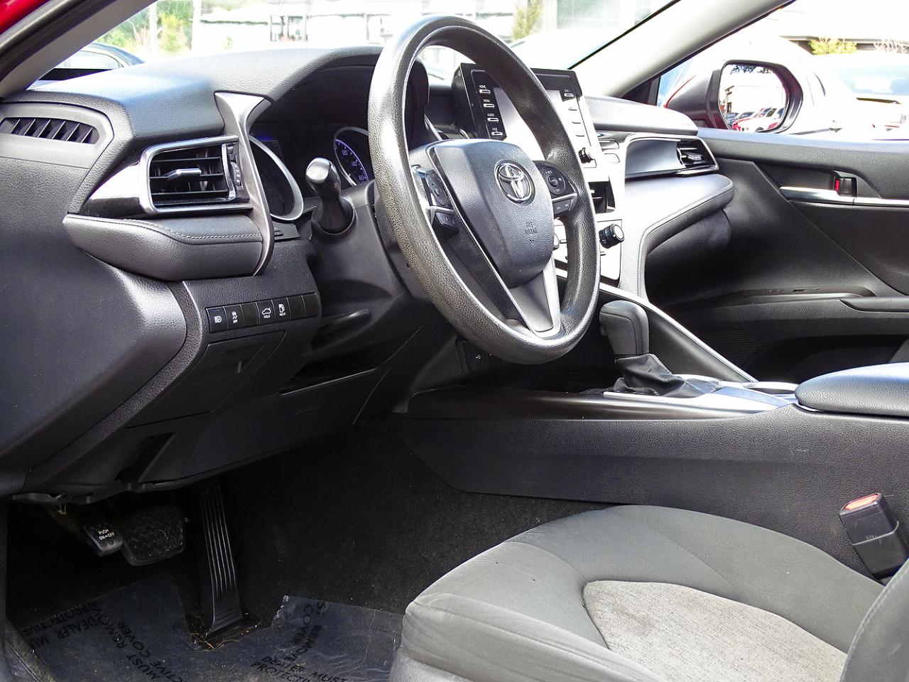 Toyota Camry photo 15