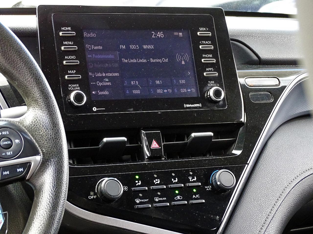 Toyota Camry photo 17