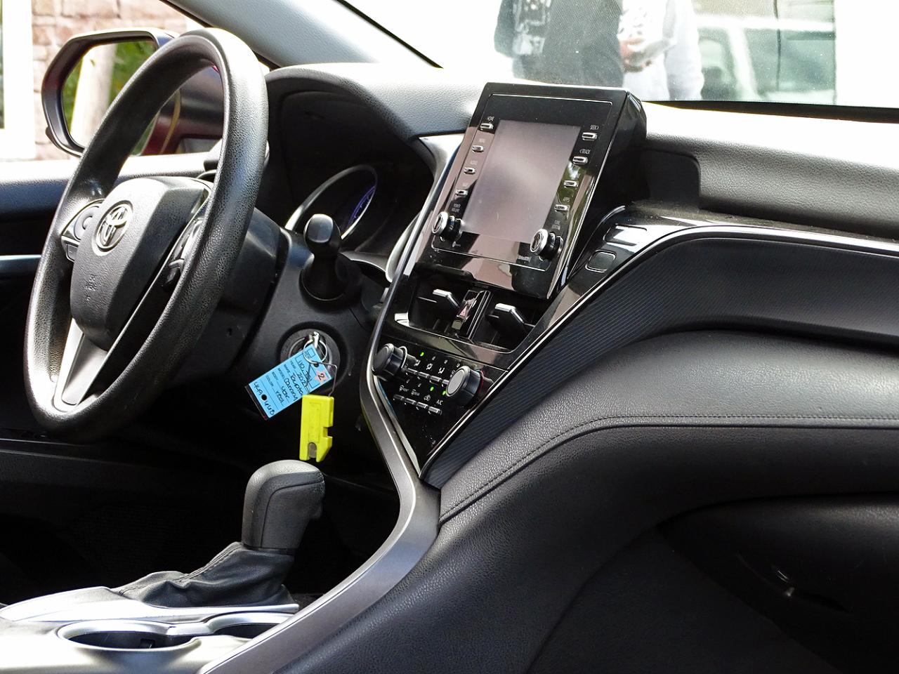 Toyota Camry photo 27