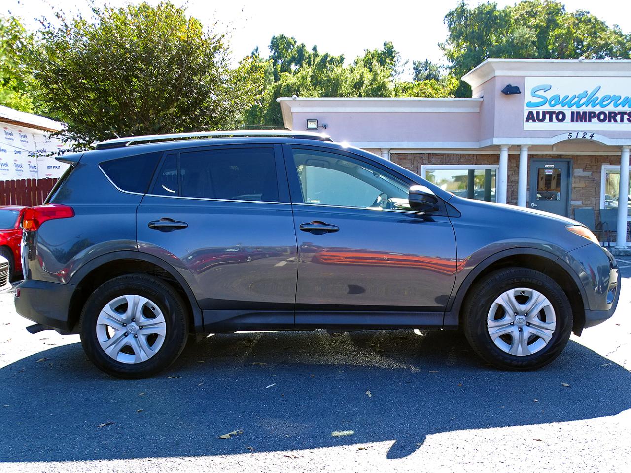 Toyota RAV4 FWD 4dr LE (Natl) 2015