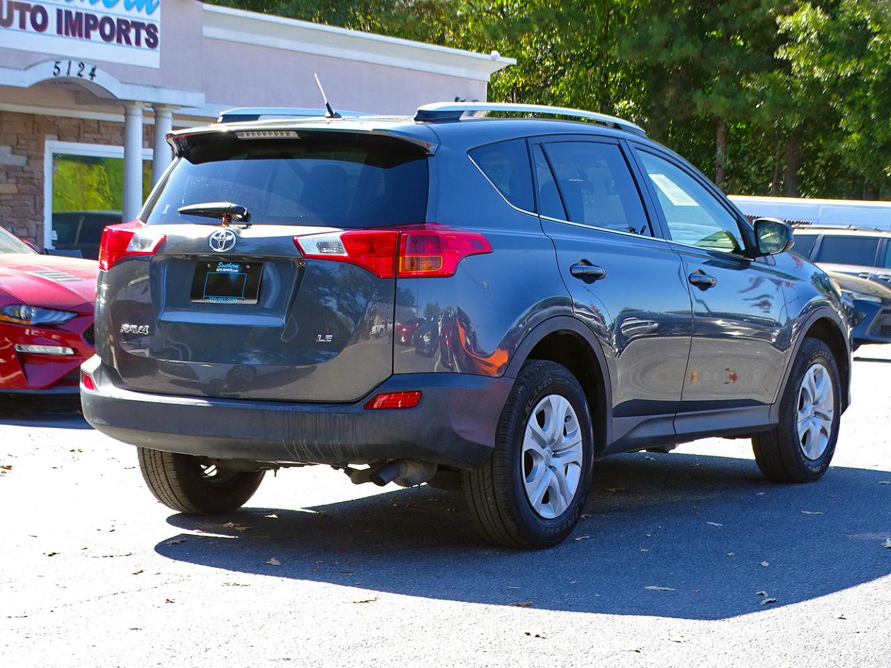 Toyota RAV4 FWD 4dr LE (Natl) 2015