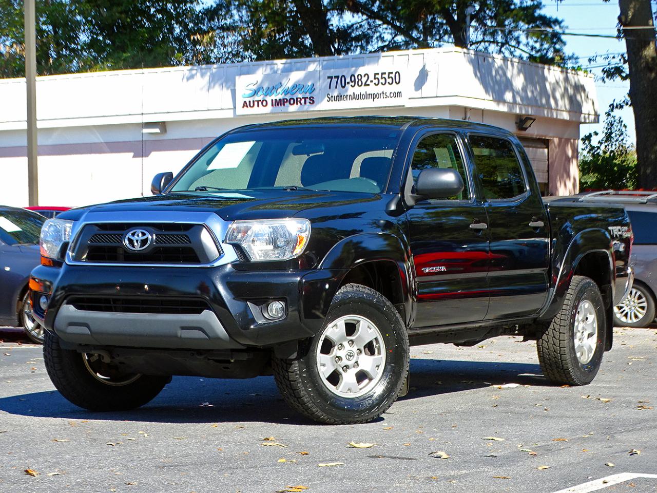 Toyota Tacoma 4WD Double Cab V6 AT TRD Off Road (Natl) 2015
