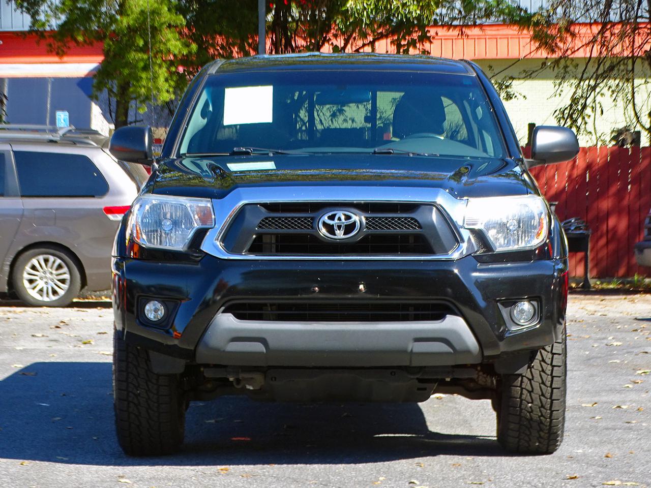 Toyota Tacoma 4WD Double Cab V6 AT TRD Off Road (Natl) 2015