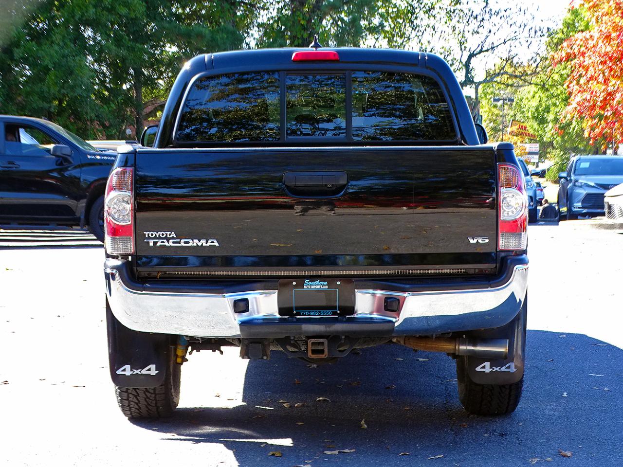 Toyota Tacoma 4WD Double Cab V6 AT TRD Off Road (Natl) 2015