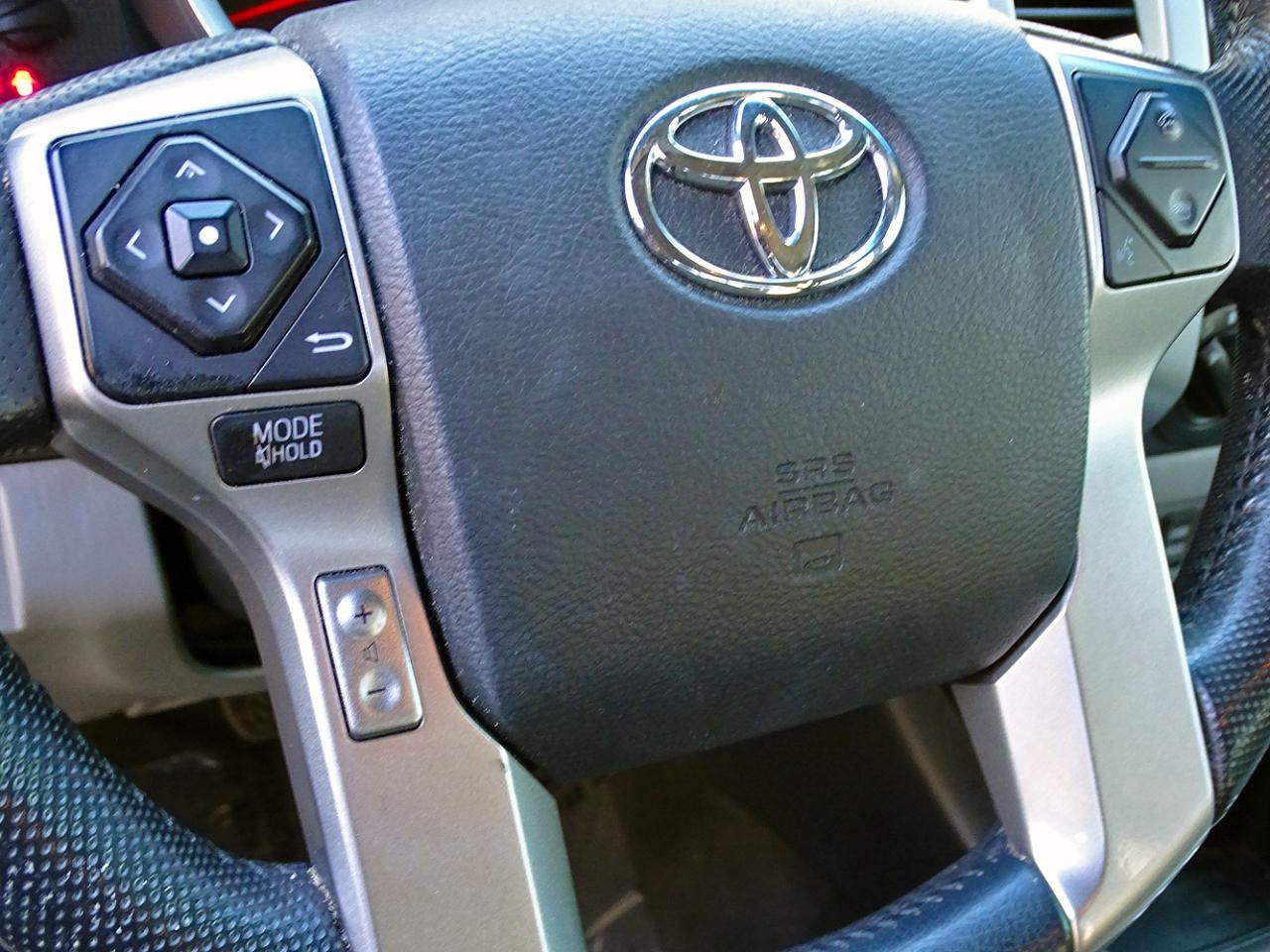 Toyota Tacoma 4WD Double Cab V6 AT TRD Off Road (Natl) 2015