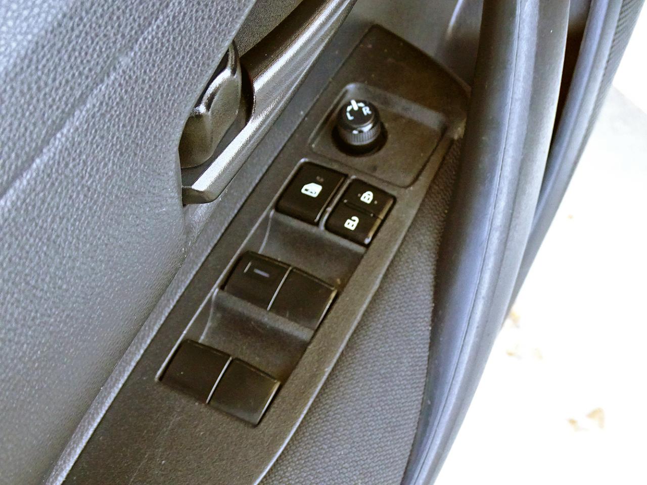 Toyota Corolla photo 24