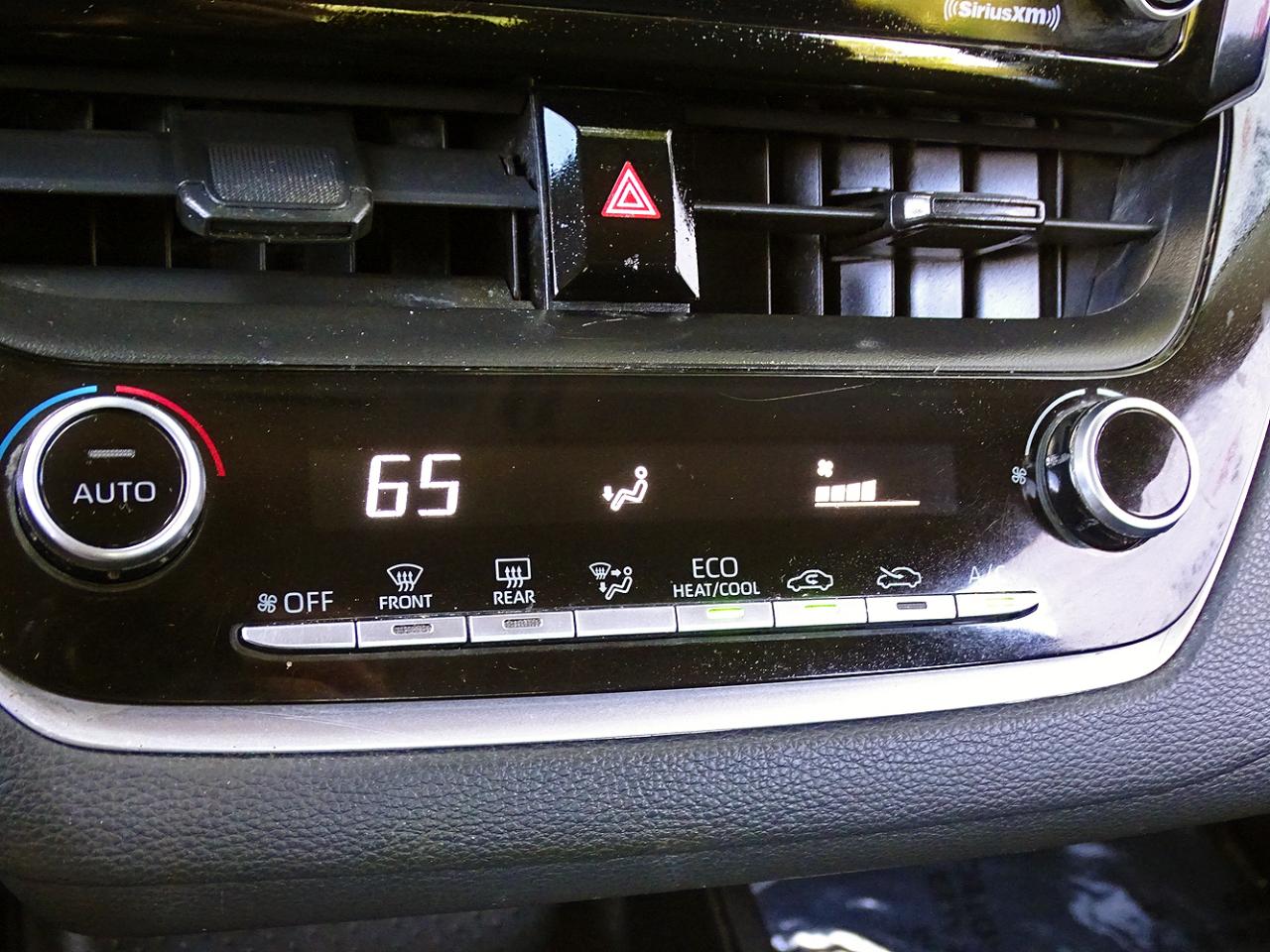 Toyota Corolla photo 30