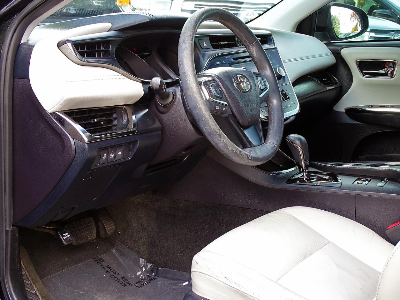 Toyota Avalon photo 16