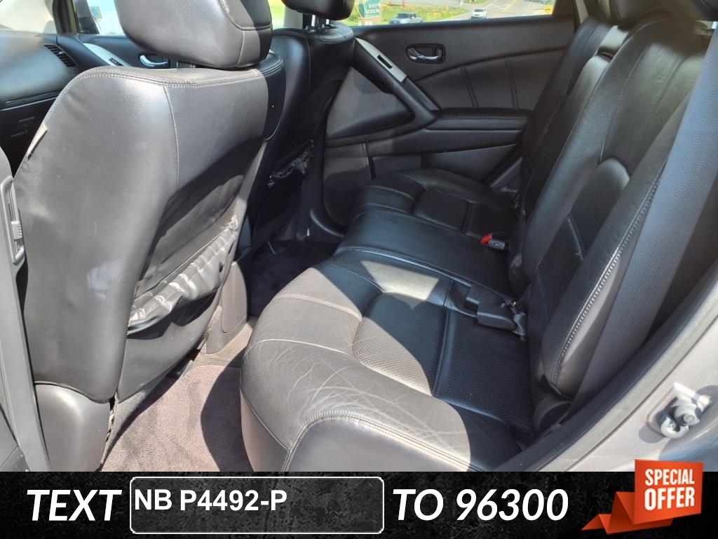 2011 Nissan Murano SL photo 2