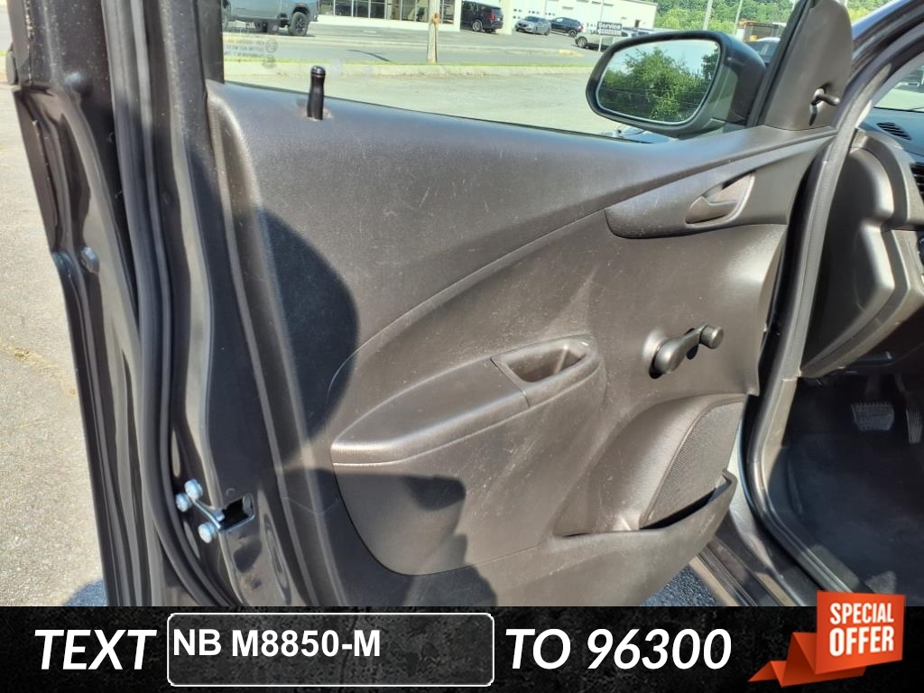 Chevrolet Spark 5dr HB CVT LS 2017 Chevrolet Spark 5dr HB CVT LS 2017