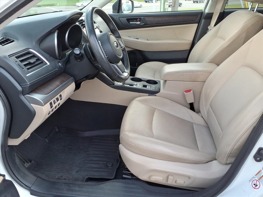 2019 Subaru Outback 2.5i Limited photo 3