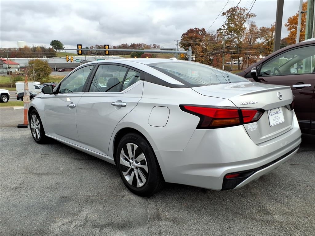 Nissan Altima 2.5 S Sedan 2020