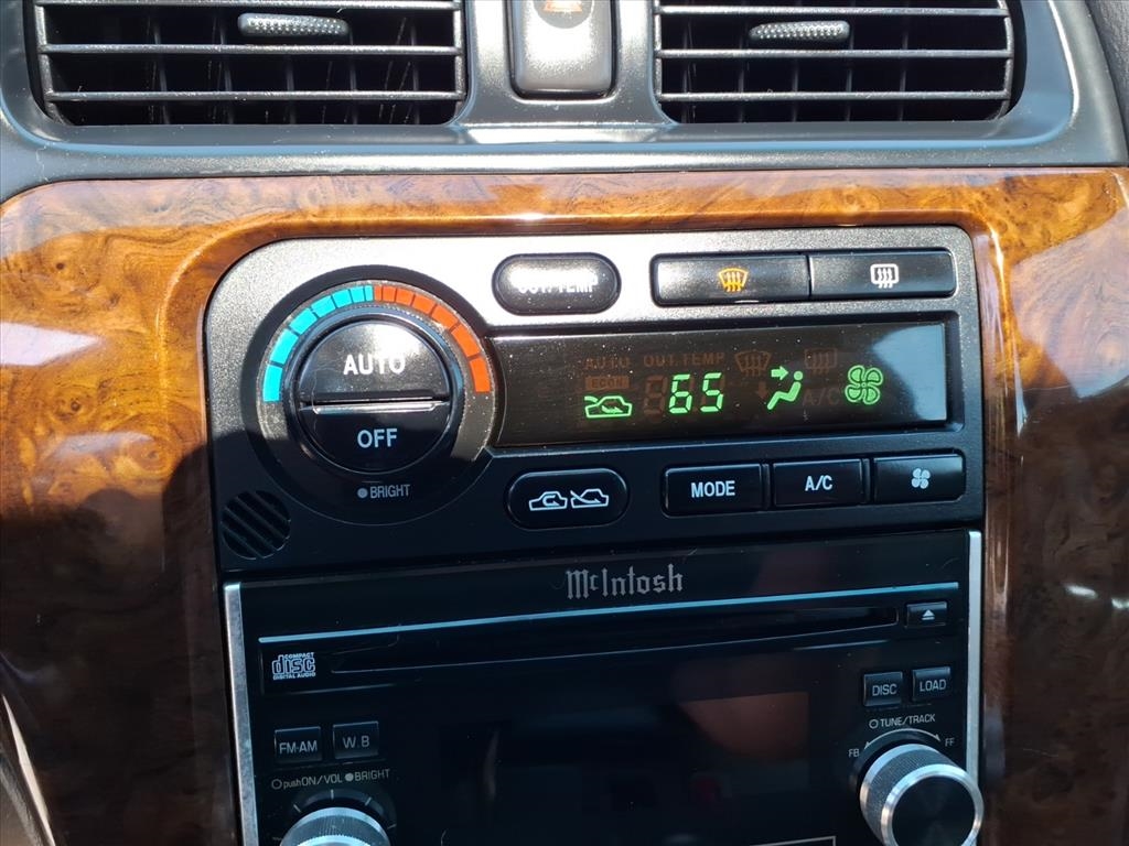 Subaru Legacy Sedan 4dr Outback H6-3.0 Auto 2003