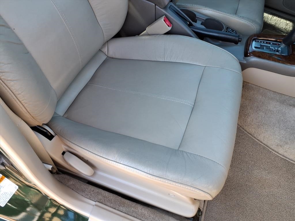 Subaru Legacy Sedan 4dr Outback H6-3.0 Auto 2003