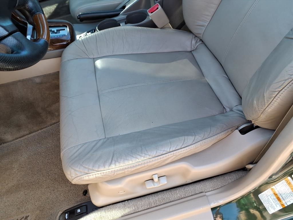 Subaru Legacy Sedan 4dr Outback H6-3.0 Auto 2003