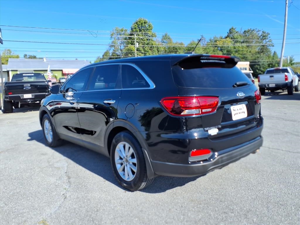 2019 Kia Sorento L photo 2