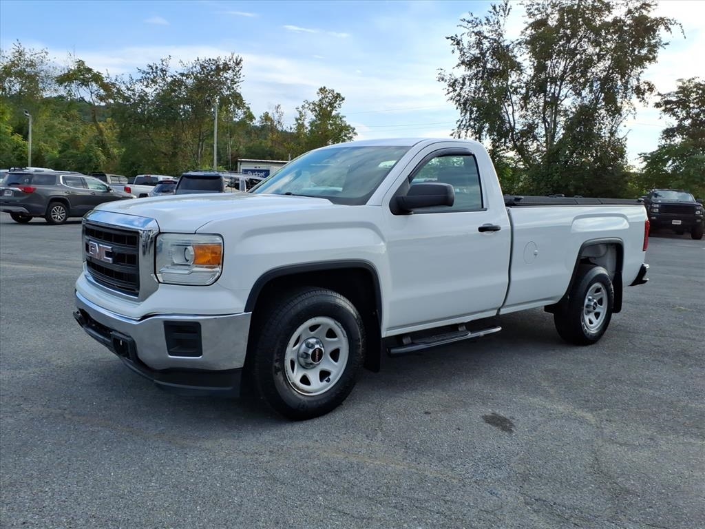 2015 GMC Sierra 1500 2WD Reg Cab 133.0"