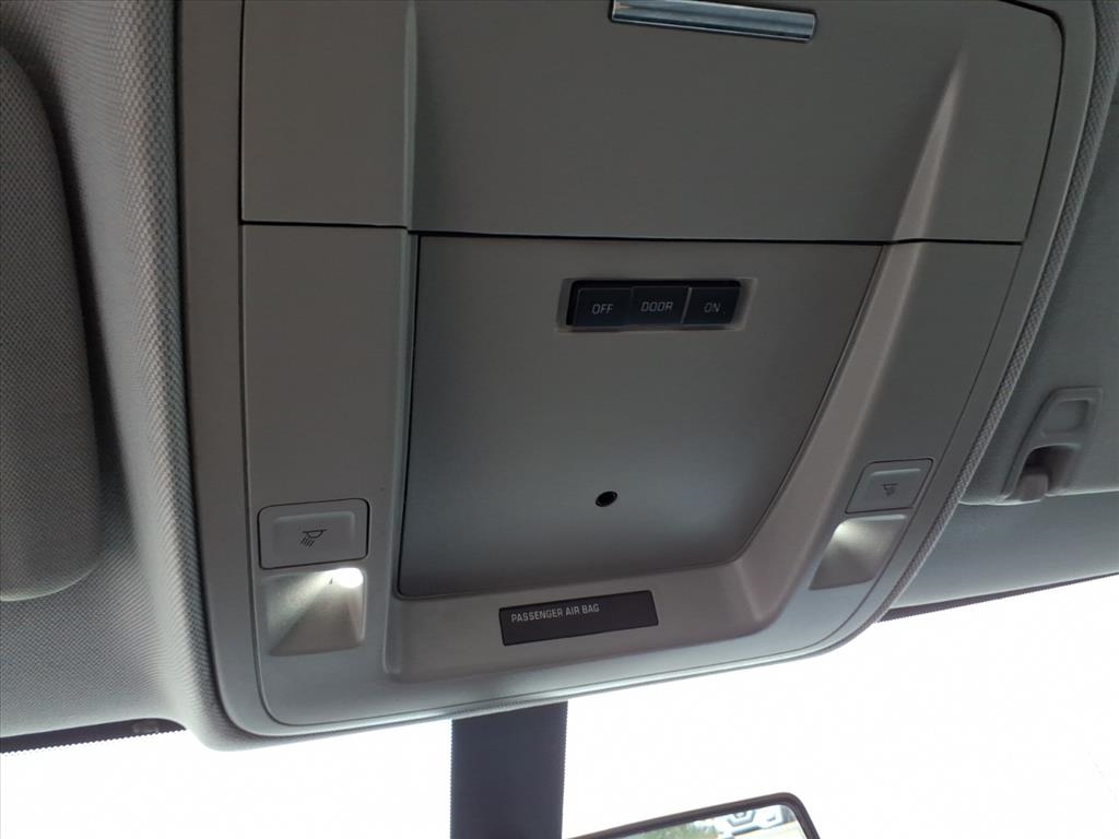 GMC Sierra 1500 2WD Reg Cab 133.0" 2015