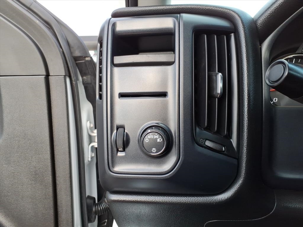 GMC Sierra 1500 2WD Reg Cab 133.0" 2015