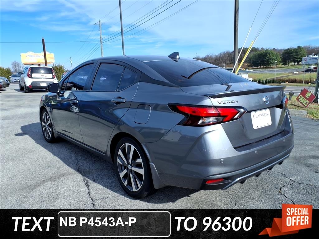 Nissan Versa SR CVT 2020