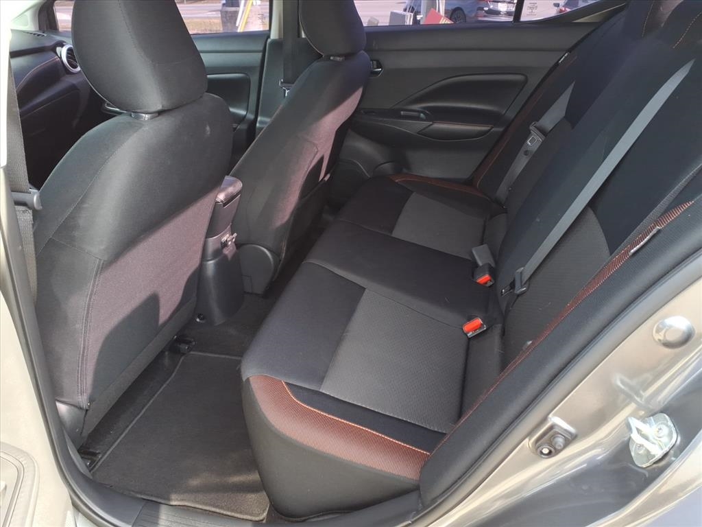 Nissan Versa SR CVT 2020