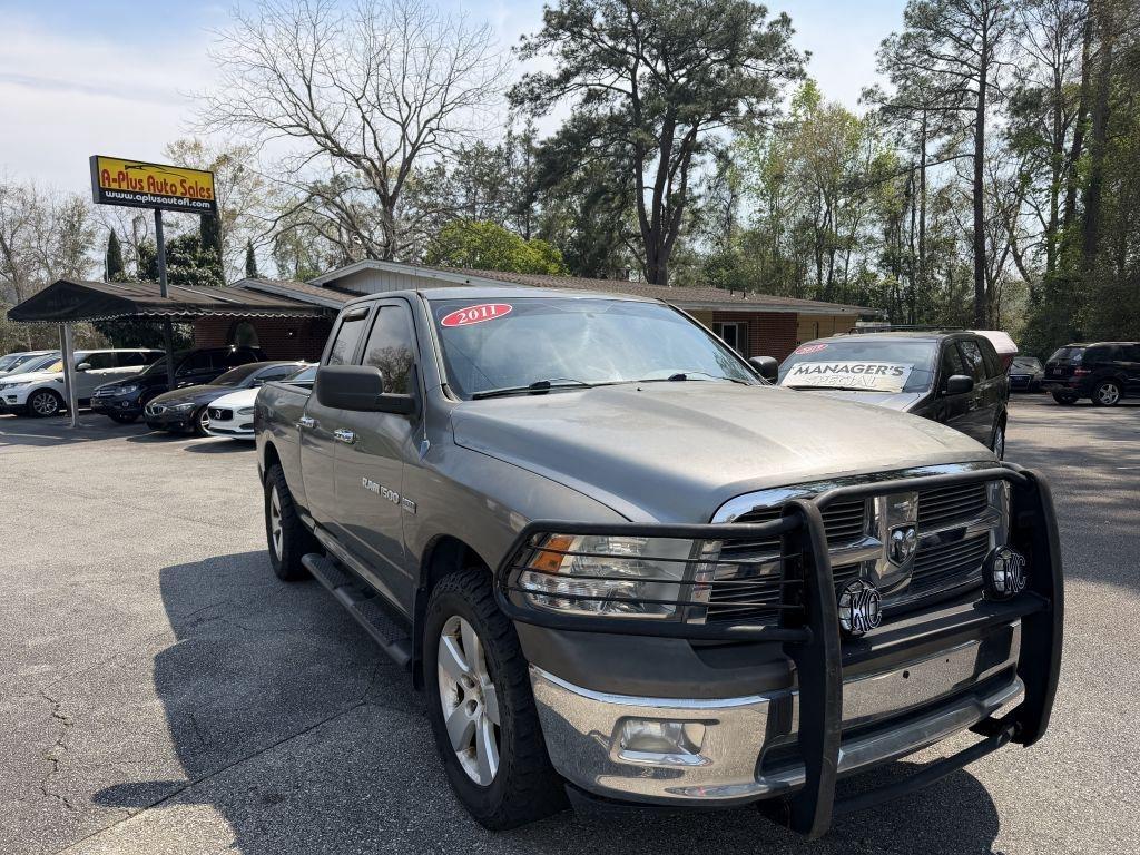 RAM 1500 4WD Quad Cab 140.5" ST 2011