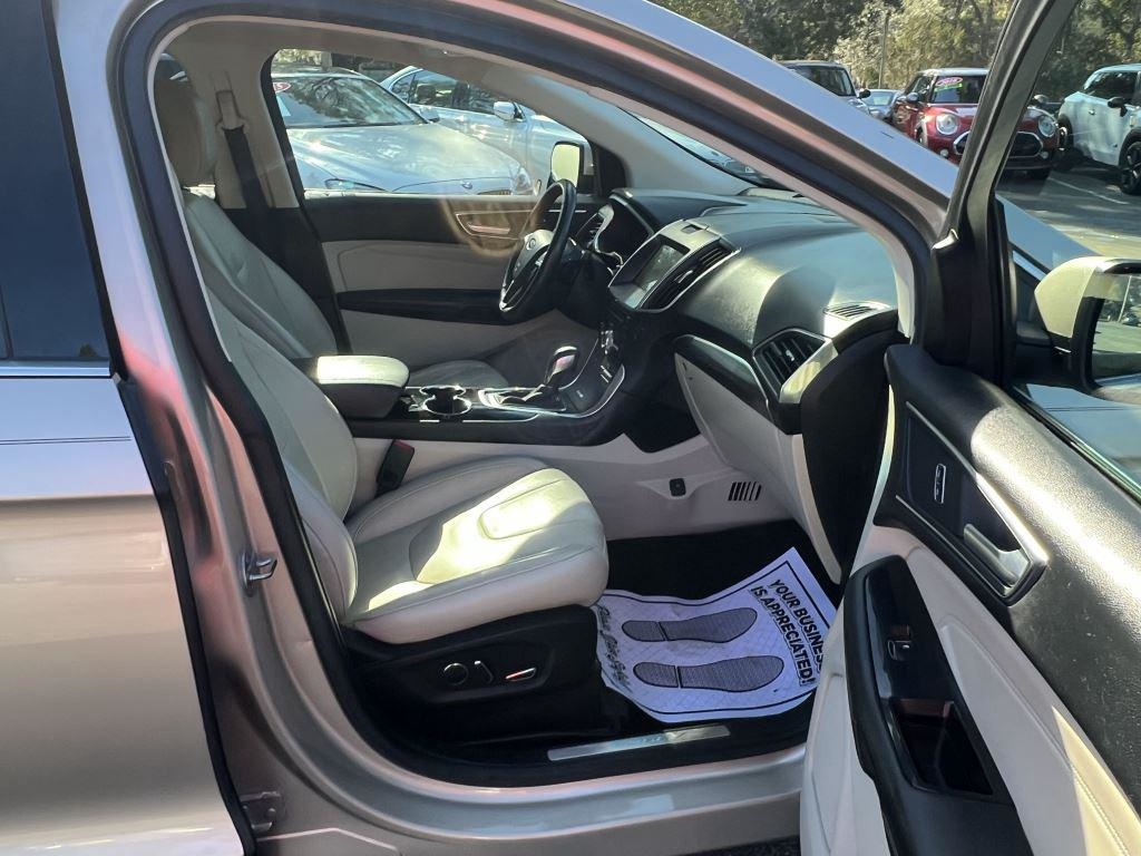 Ford Edge Titanium 4D SUV FWD 2018 Ford Edge Titanium 4D SUV FWD 2018