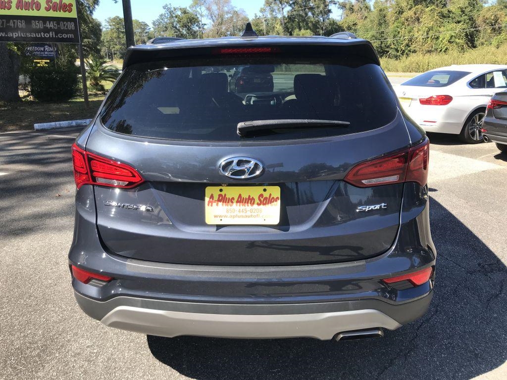 Hyundai Santa Fe Sport 2.4 FWD 2017 Hyundai Santa Fe Sport 2.4 FWD 2017