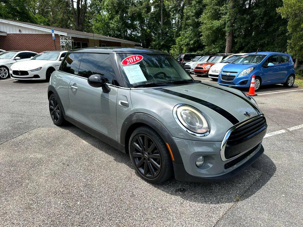 2016 Mini Cooper Hardtop photo 3